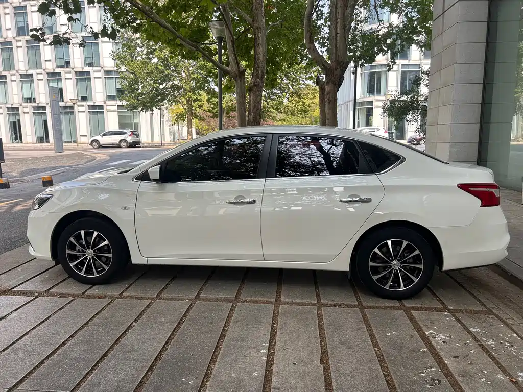 Nissan Sylphy — миниатюра 7