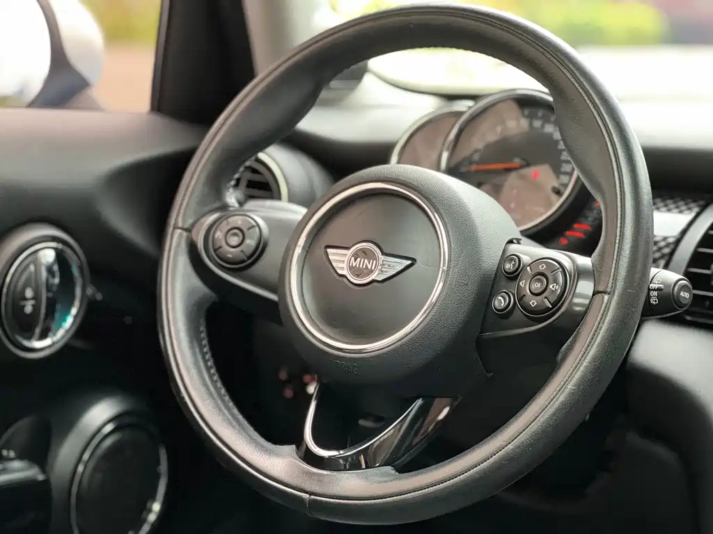 MINI Mini — миниатюра 8