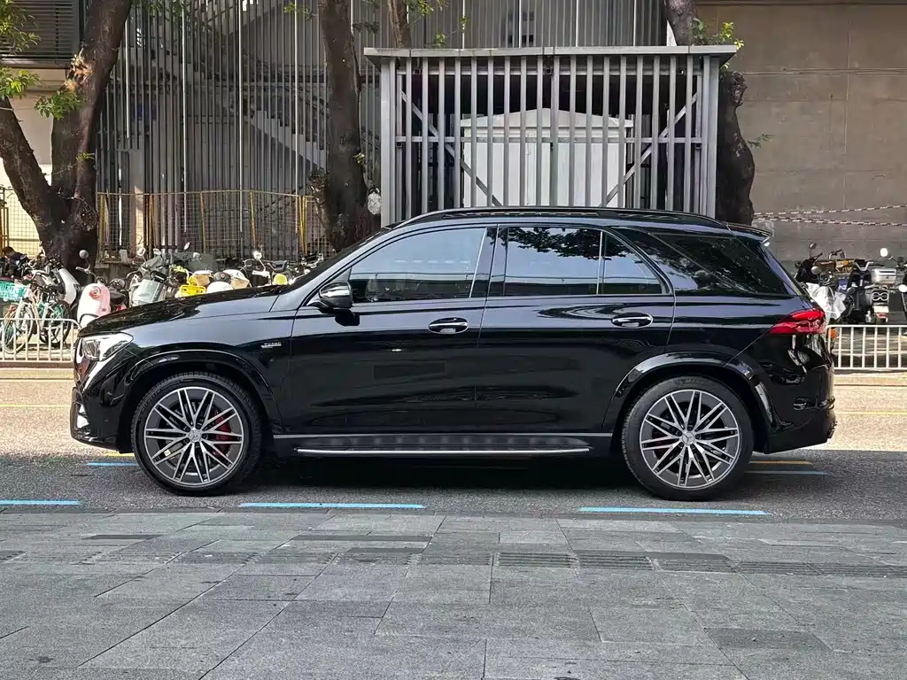 Mercedes-Benz GLE AMG — миниатюра 3