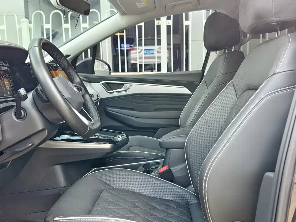 Volkswagen Talagon — миниатюра 7