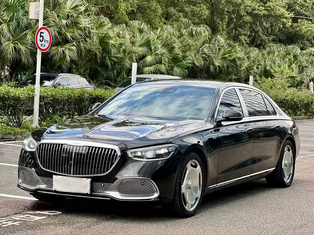 Mercedes-Benz S-Class 2023