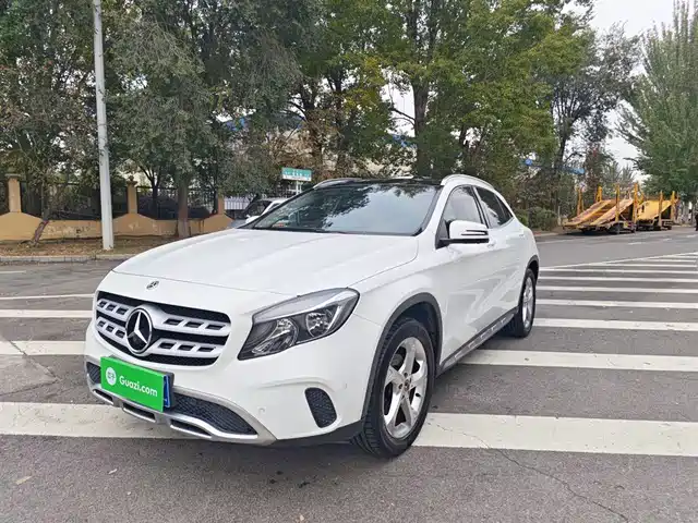 MERCEDES-BENZ  GLA 2018