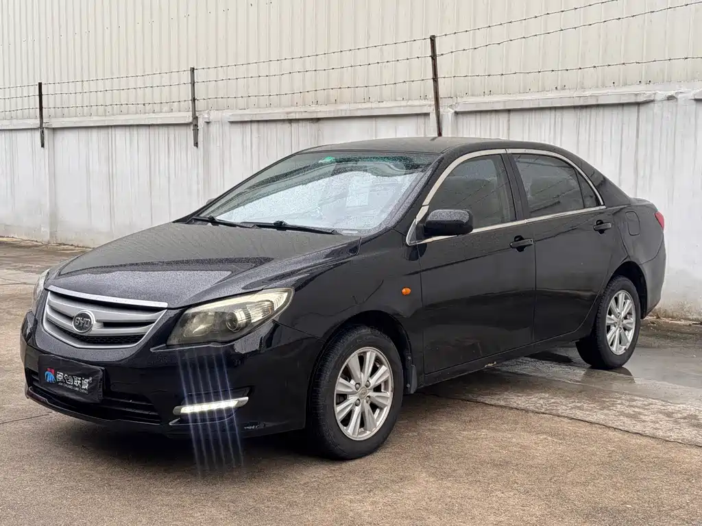 Byd L3 2013