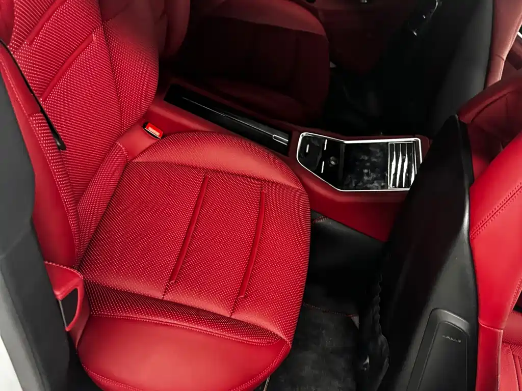 Porsche Panamera — миниатюра 14