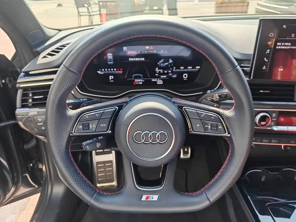 Audi S4 — миниатюра 5
