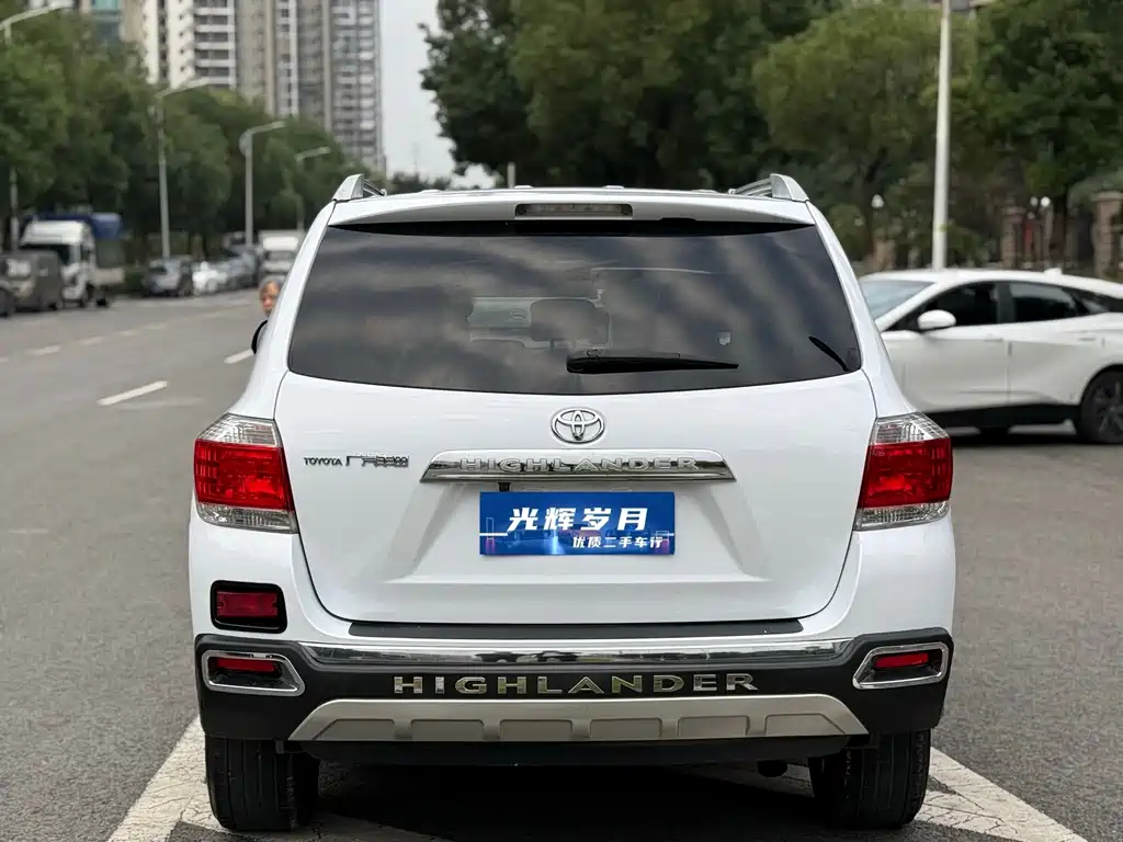 Toyota Highlander — миниатюра 18