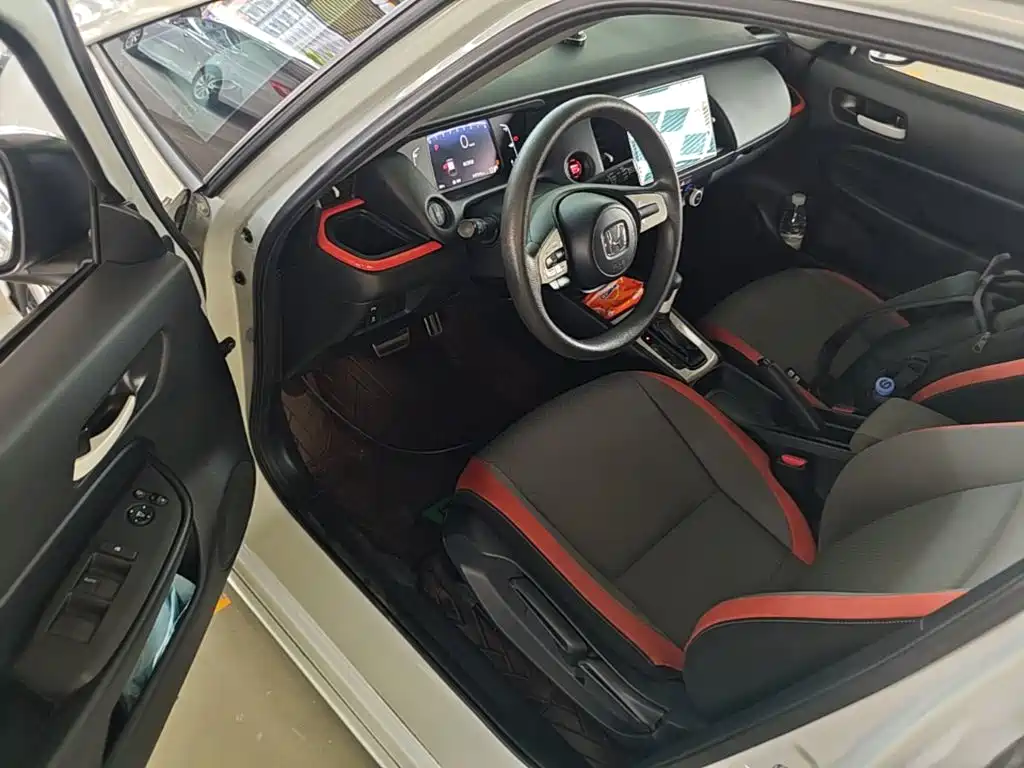 Honda Fit — миниатюра 16
