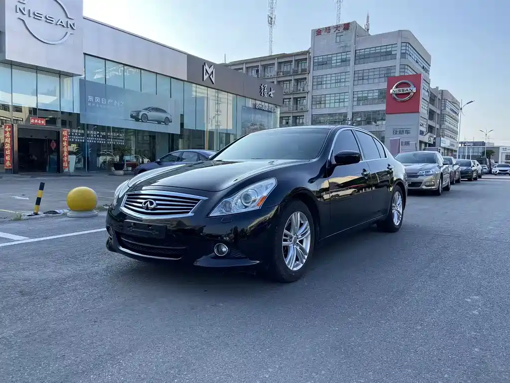 Infiniti G 2013
