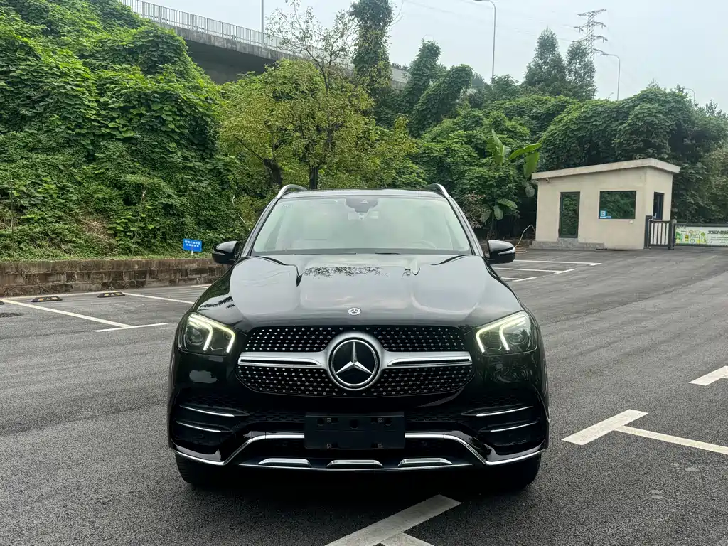 Mercedes-Benz GLE (Import) — миниатюра 2