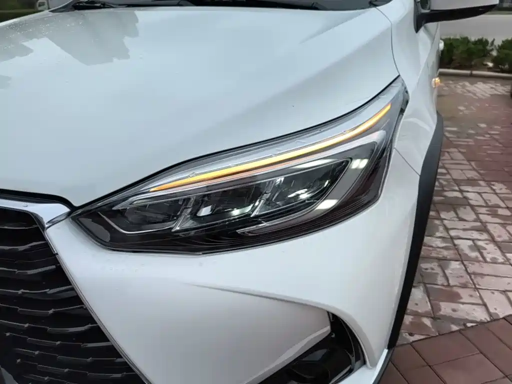 Toyota Yaris L — миниатюра 24