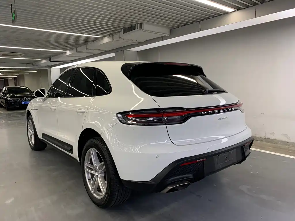Porsche Macan — миниатюра 8