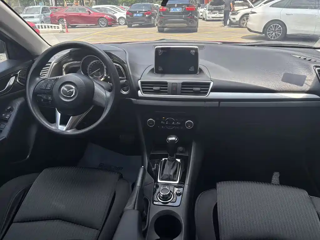 Mazda 3 Axela — миниатюра 9