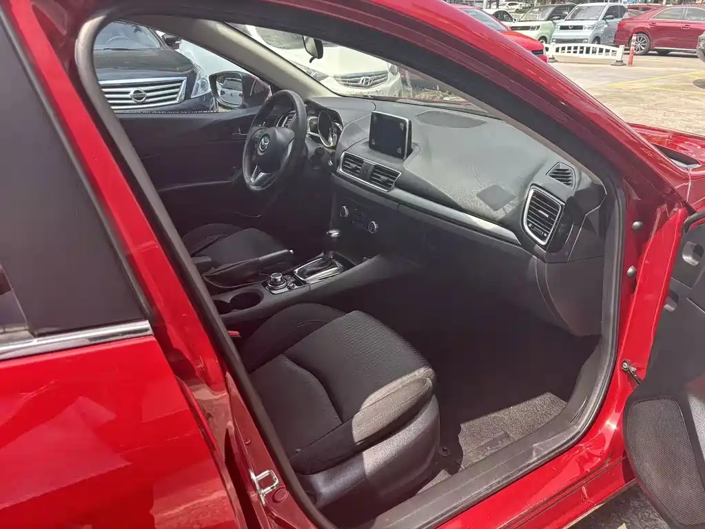 Mazda 3 Axela — миниатюра 8