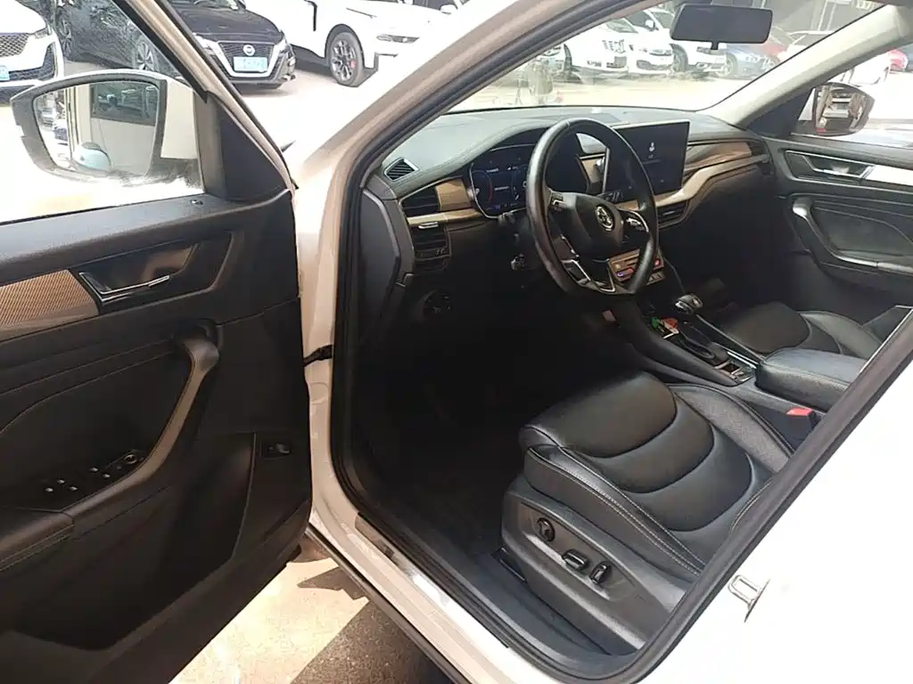 Skoda Kodiaq — миниатюра 16