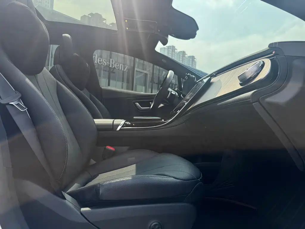 Mercedes-Benz EQE — миниатюра 14