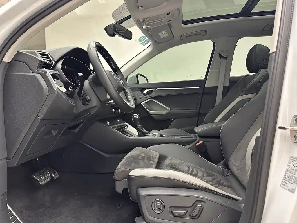 Audi Q3 — миниатюра 5