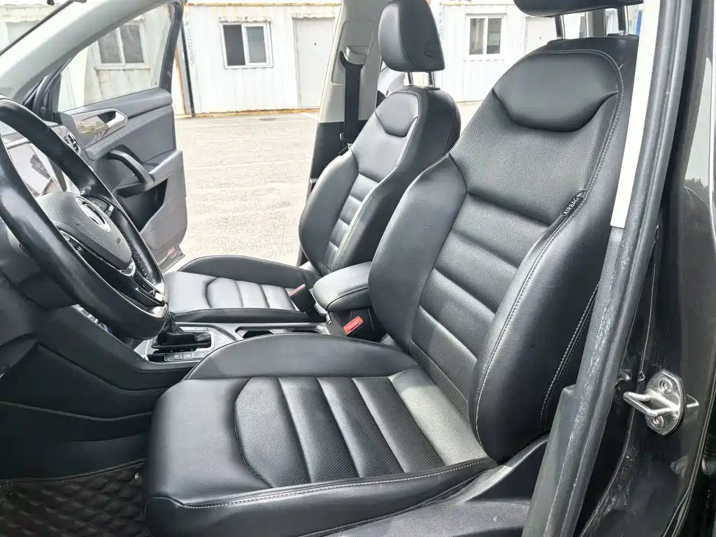 Volkswagen Tharu — миниатюра 6
