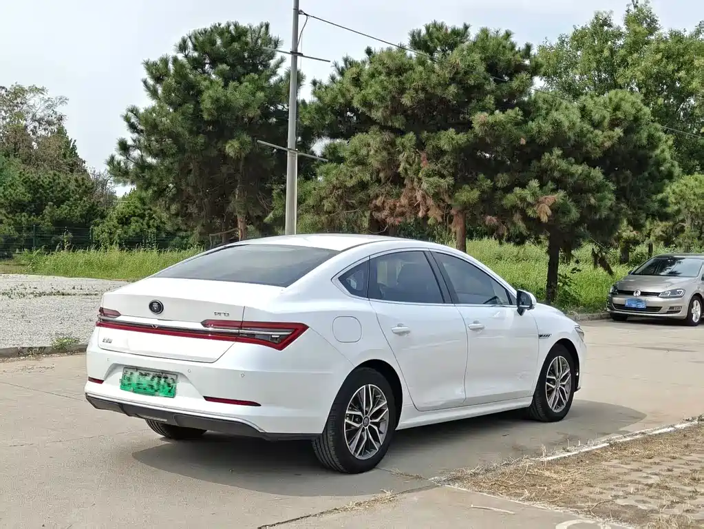 BYD Qin Pro NEV — миниатюра 4