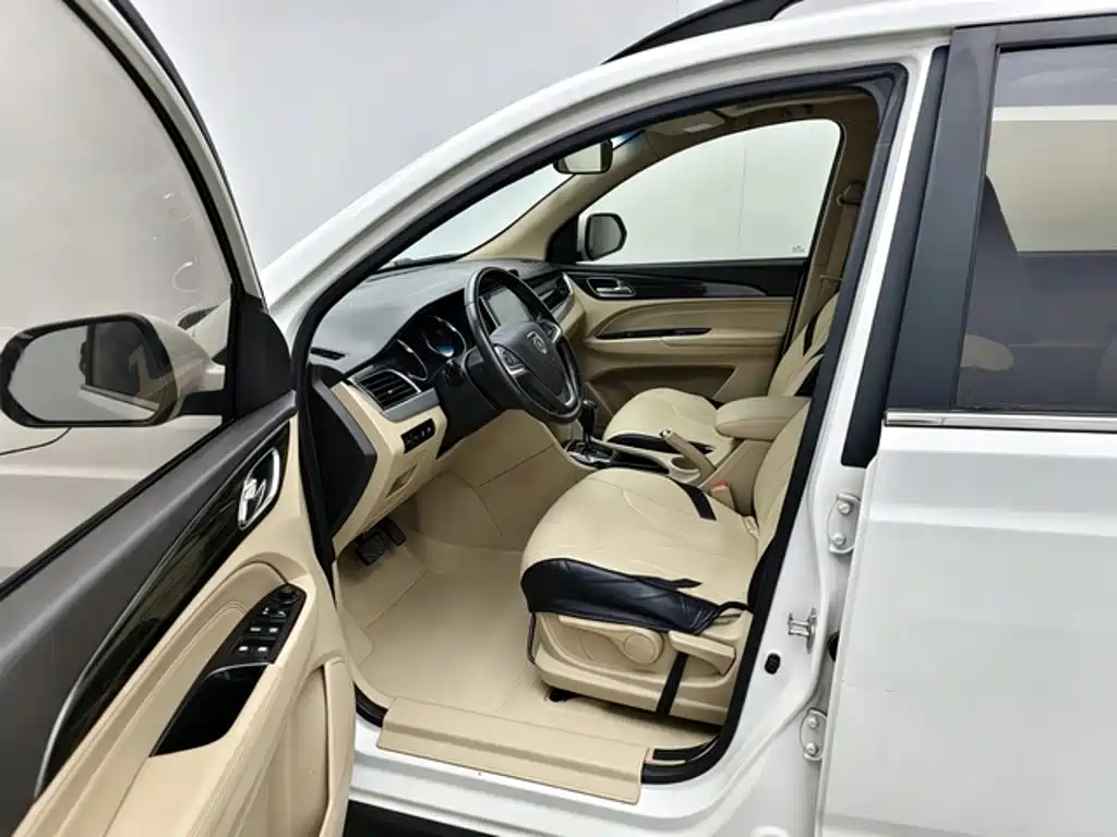 Baojun 730 — миниатюра 8