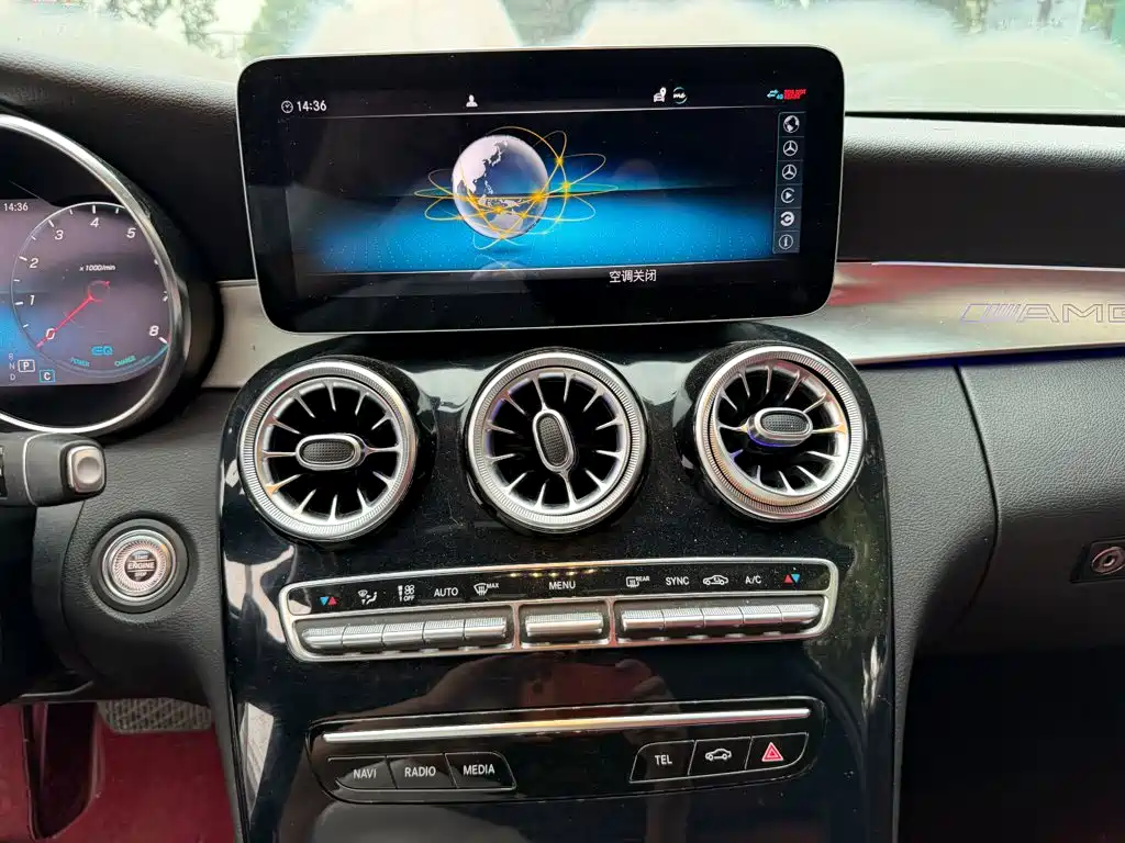 Mercedes-Benz C-Class — миниатюра 9