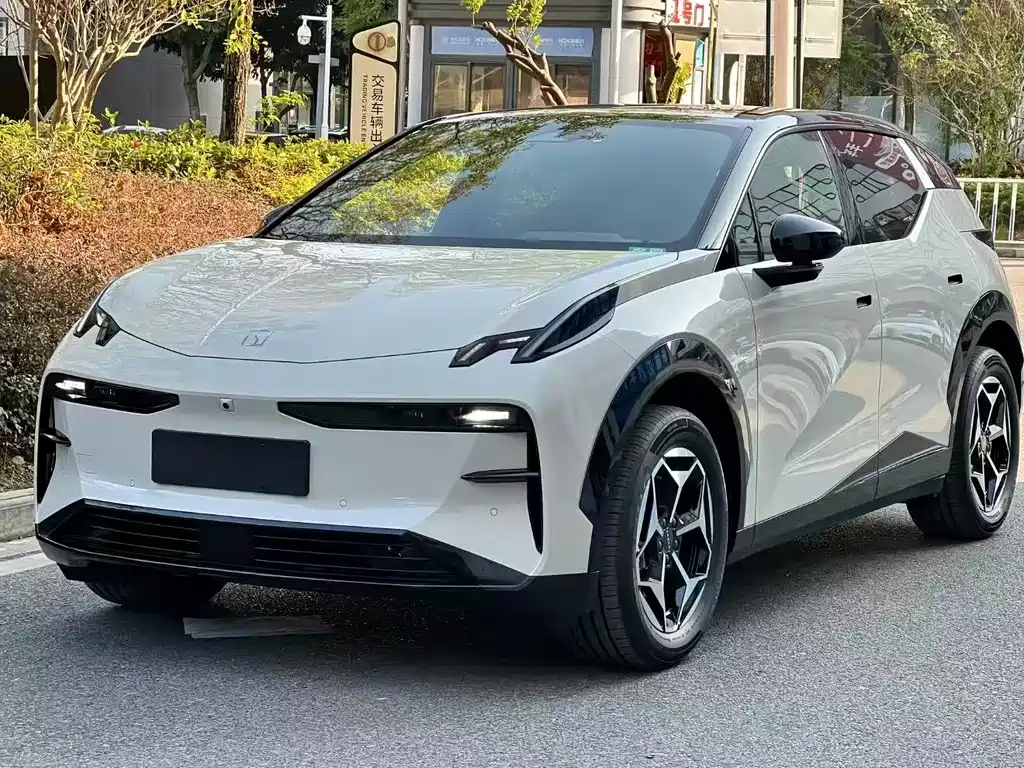 Zeekr X 2024