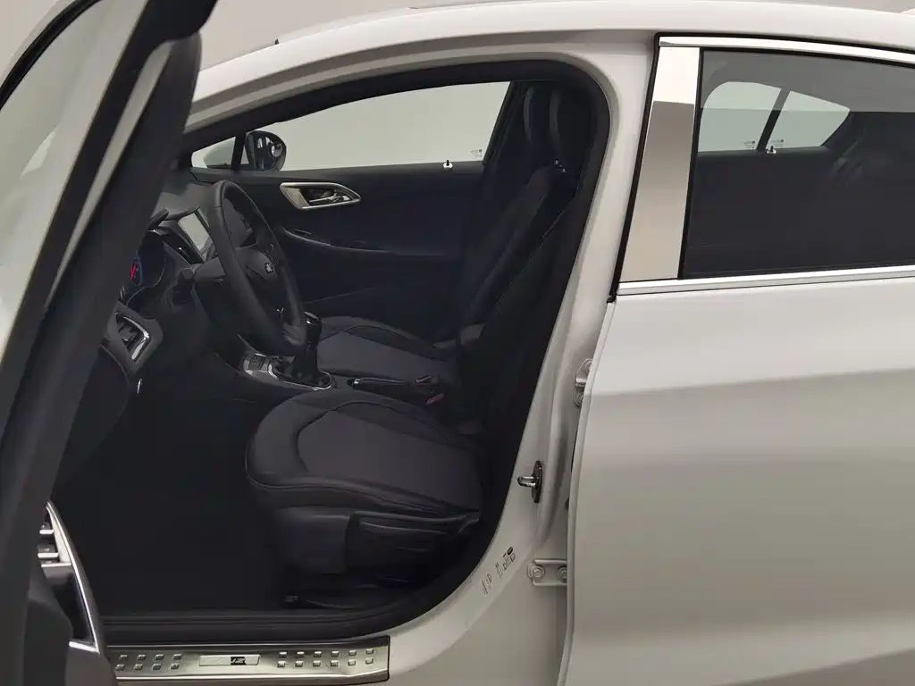 Chevrolet Cruze — миниатюра 10