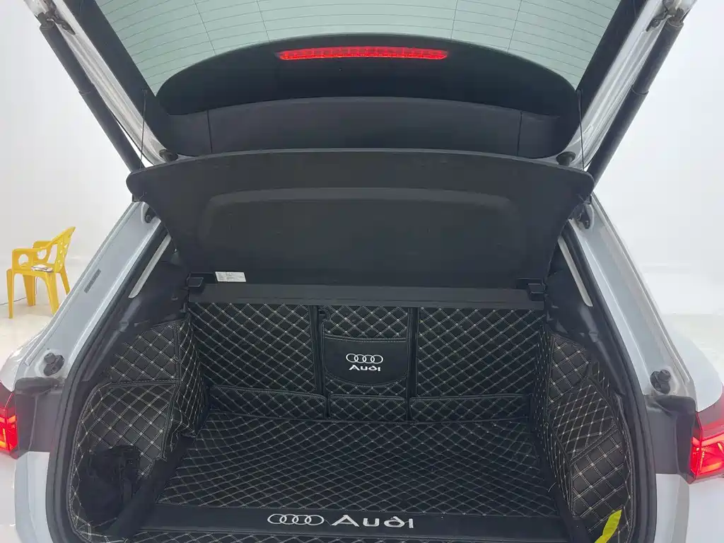 Audi Q3 — миниатюра 13