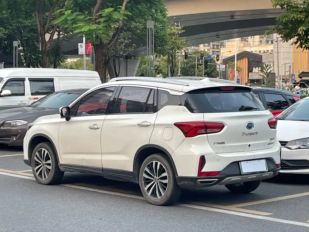 GAC Motor GS4 Hybrid — миниатюра 8