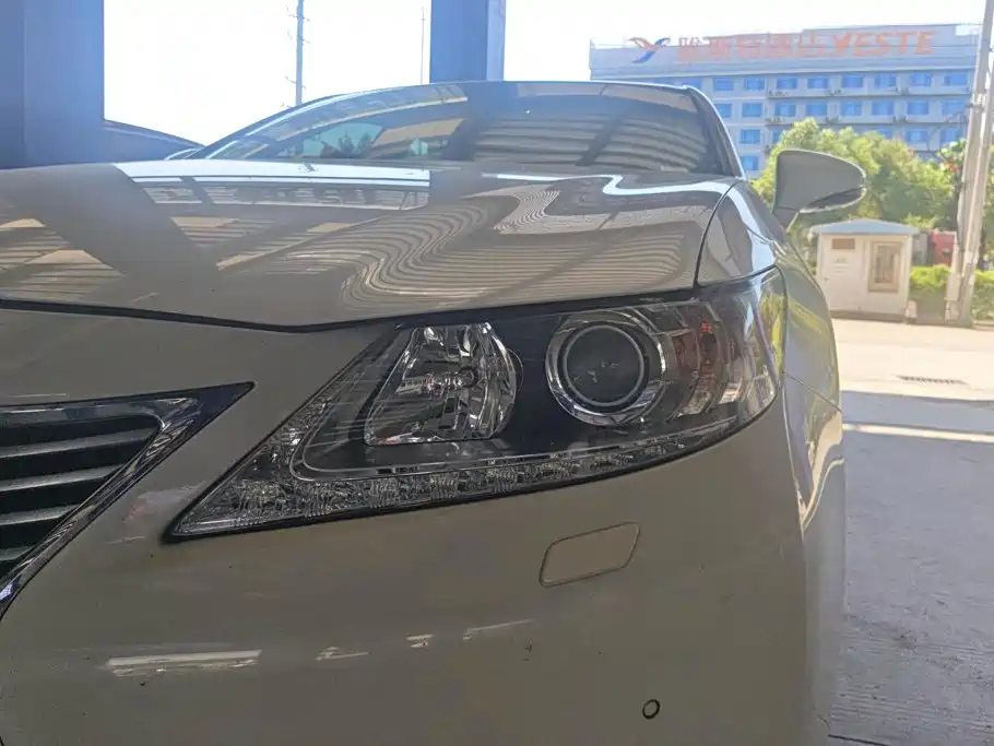 Lexus ES — миниатюра 5