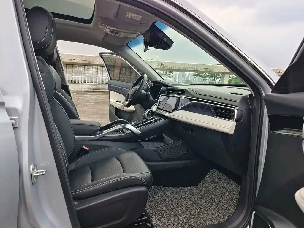 Geely Boyue — миниатюра 9