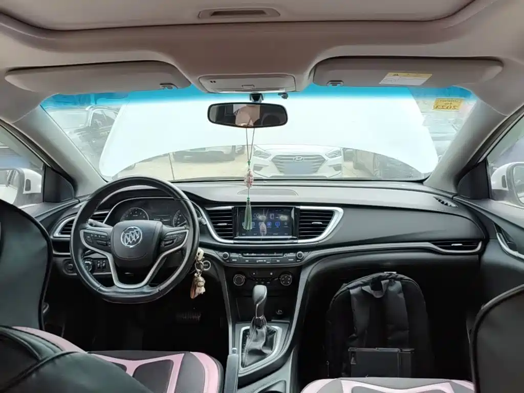 Buick Excelle — миниатюра 10