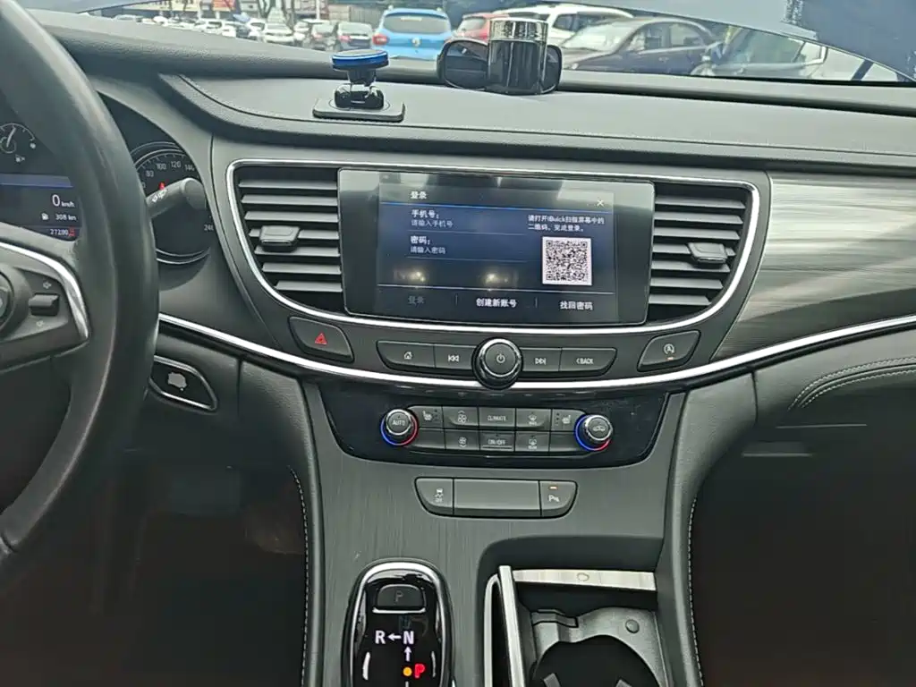 Buick LaCrosse — миниатюра 13