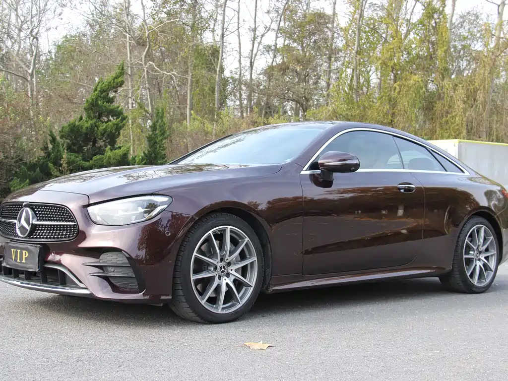 MERCEDES-BENZ E CLASS