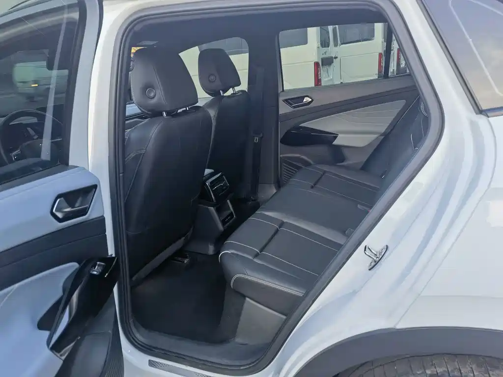 Volkswagen ID.4 X — миниатюра 8