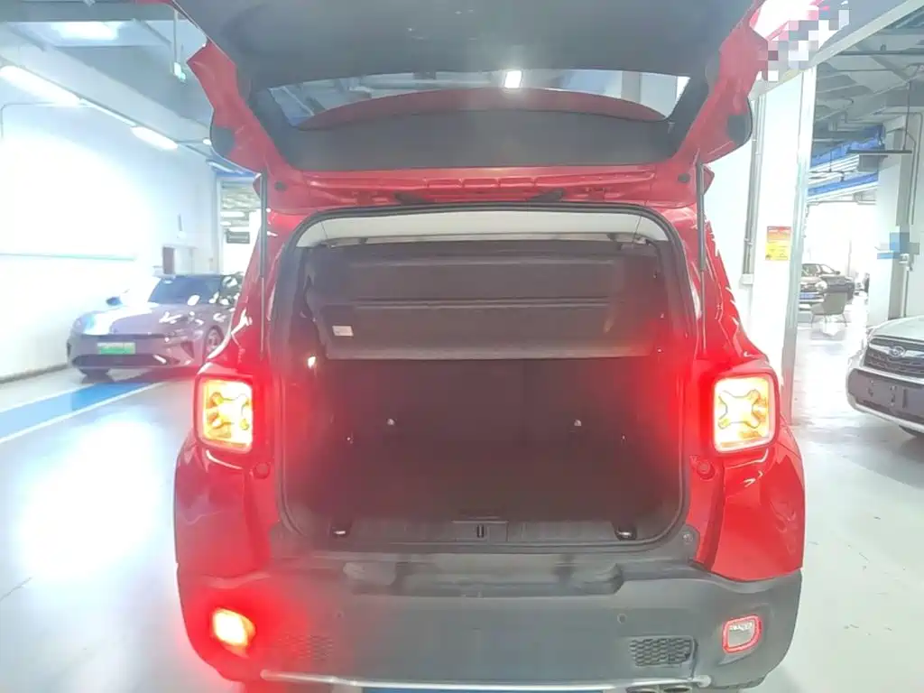Jeep Renegade — миниатюра 19