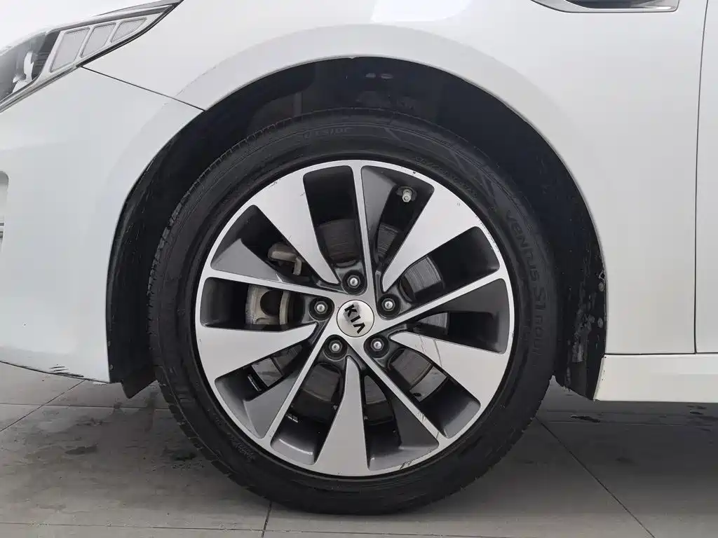 Kia K5 — миниатюра 17