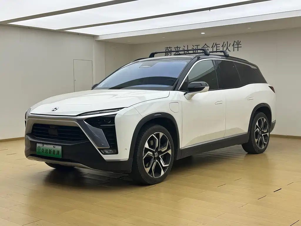 NIO ES8