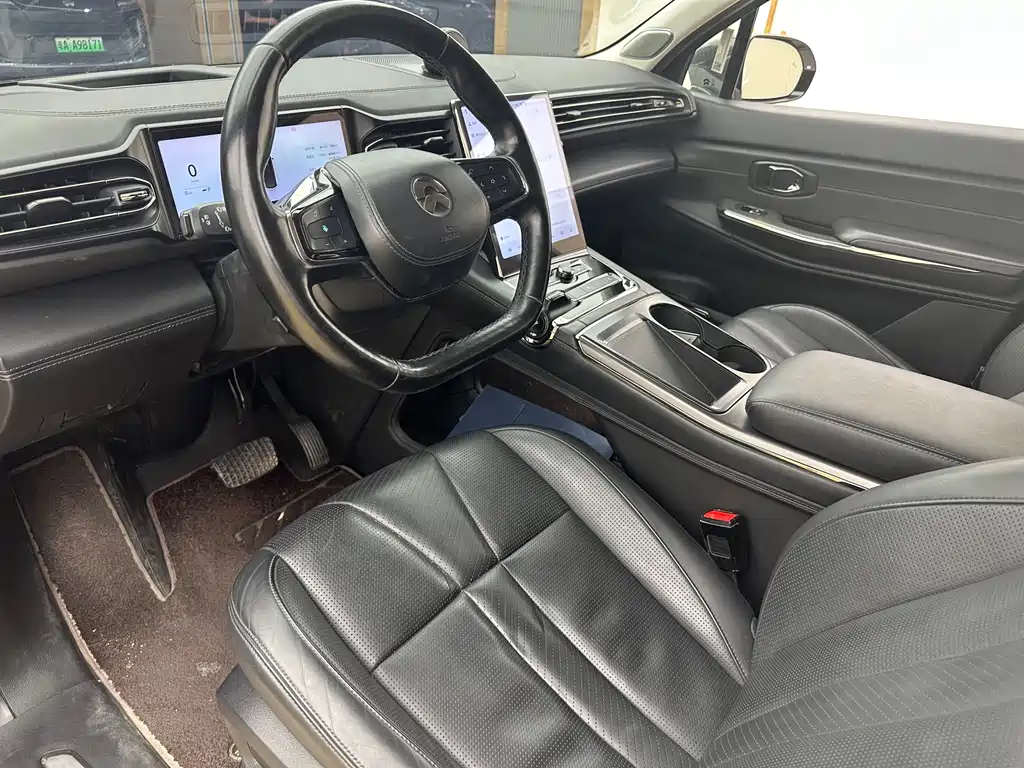 NIO ES8 — миниатюра 5