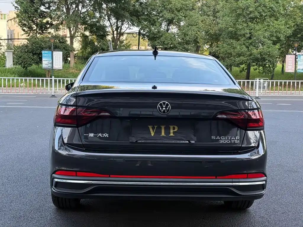 Volkswagen Sagitar — миниатюра 14