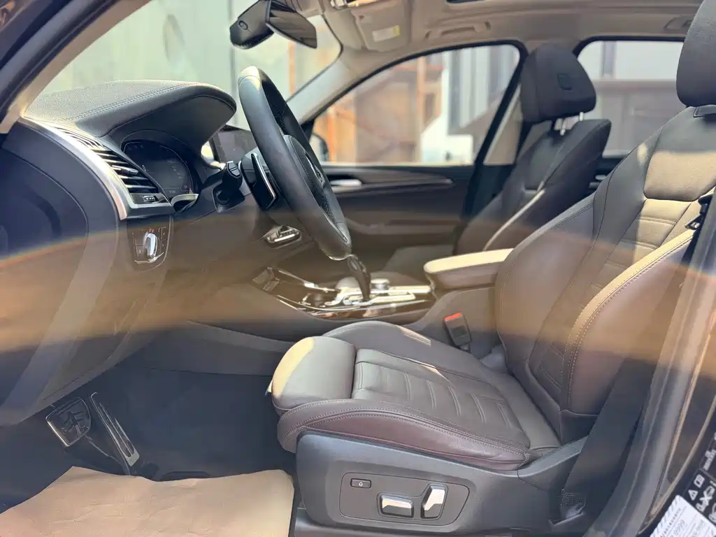 BMW X3 — миниатюра 15