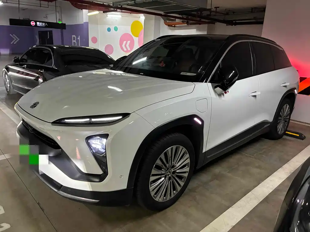 NIO ES6
