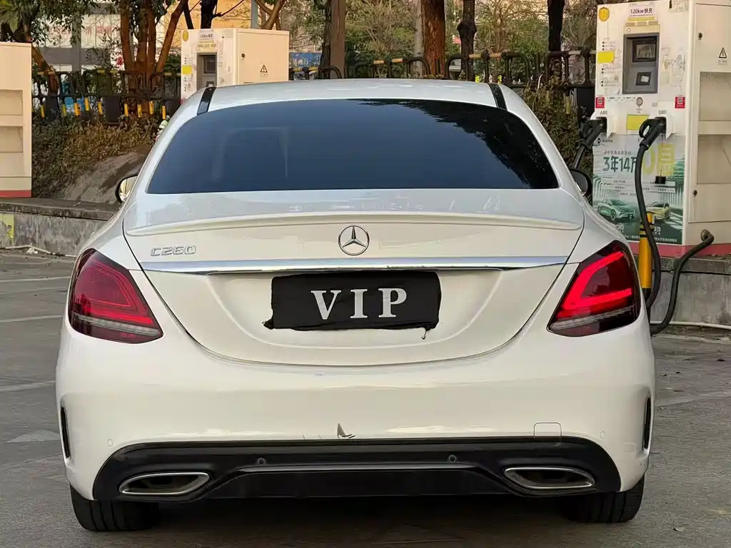 Mercedes-Benz C-Class — миниатюра 8
