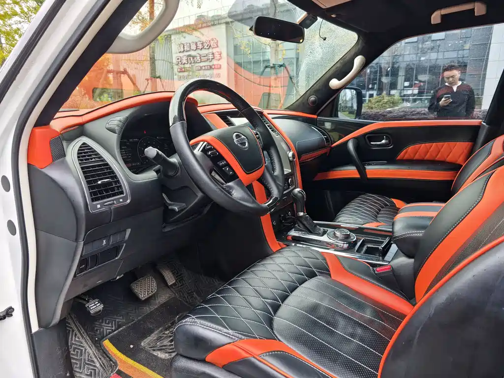 Nissan Patrol — миниатюра 12