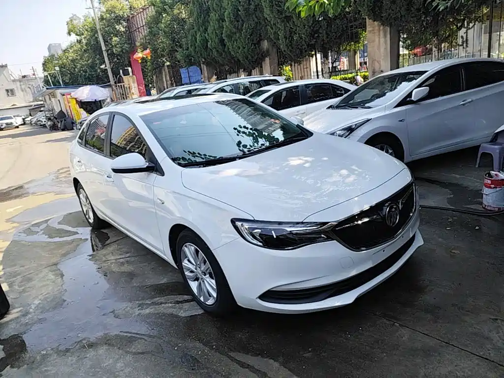 Buick Excelle — миниатюра 4