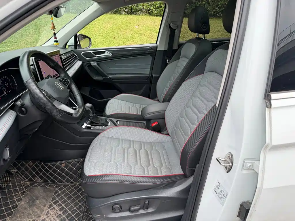 Volkswagen Tiguan L PHEV — миниатюра 8
