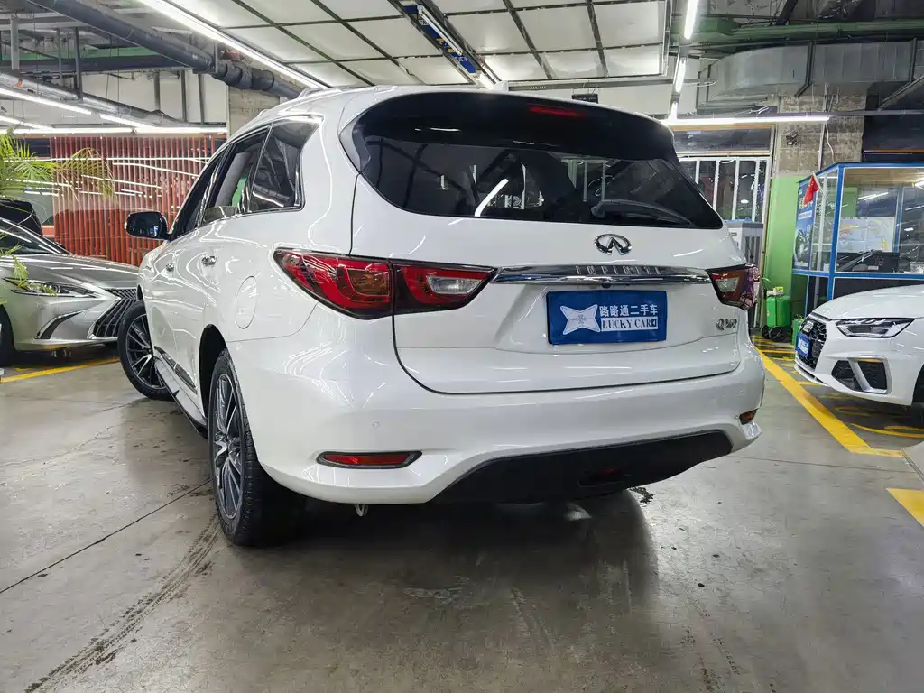Infiniti QX60 (Import) — миниатюра 4