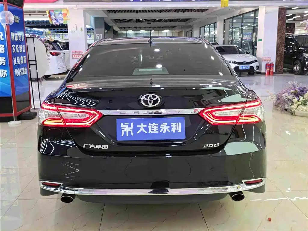 Toyota Camry — миниатюра 15