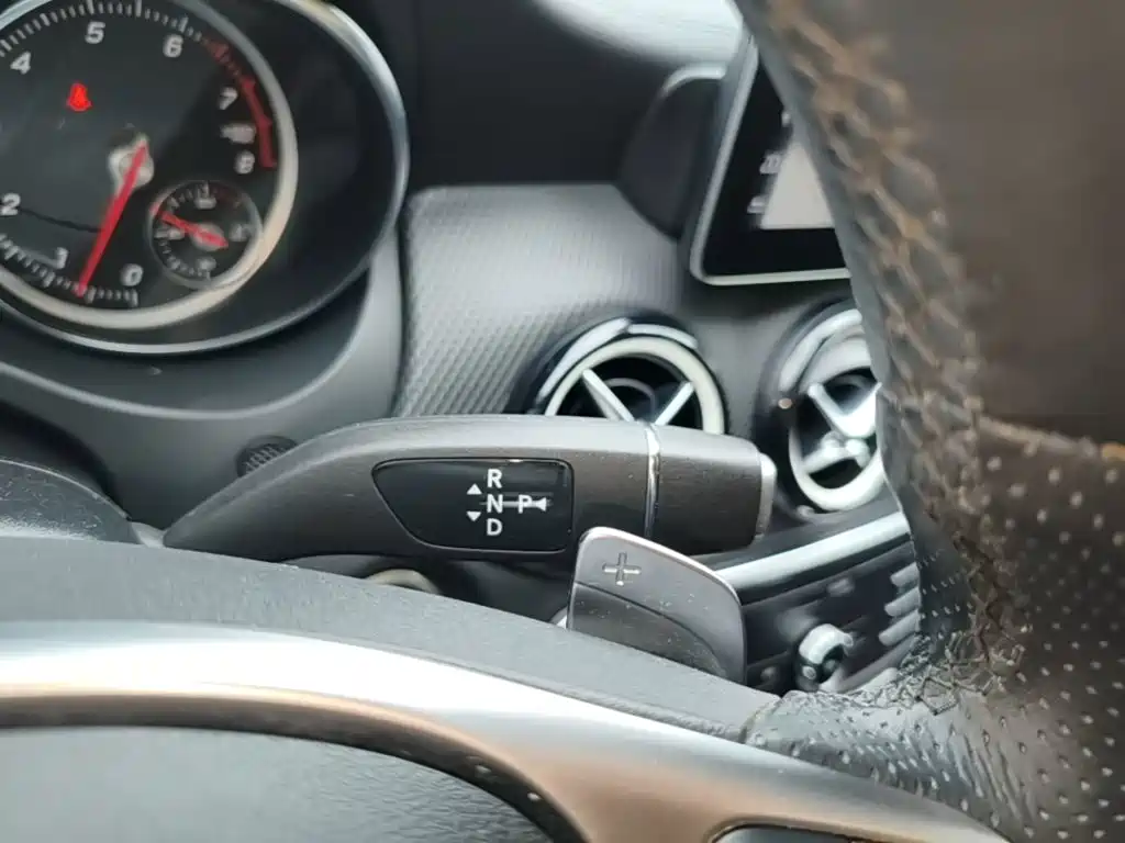 Mercedes-Benz GLA — миниатюра 14