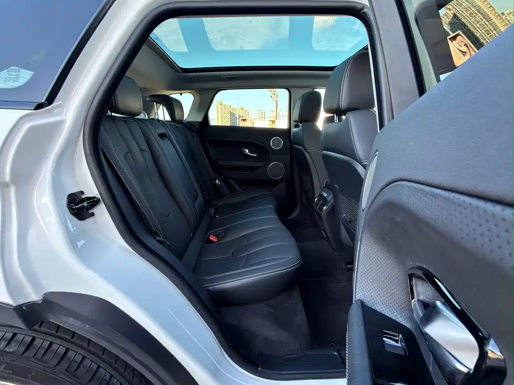 Land Rover Evoque (Import) — миниатюра 16