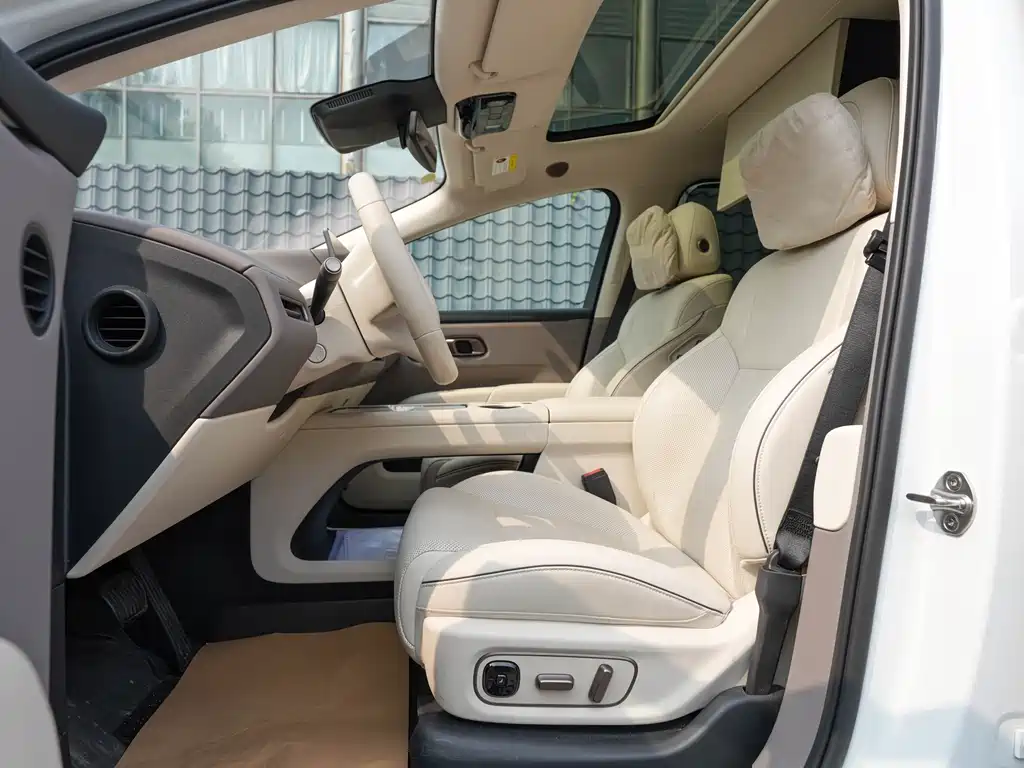 Li Auto Li i8 — миниатюра 13